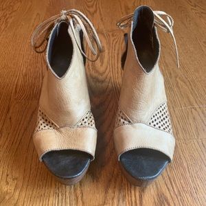 Free People Open Toed Clogs in great condition!